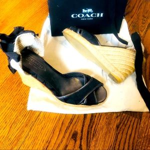 COACH WEDGE HEEL size 8 esperillades